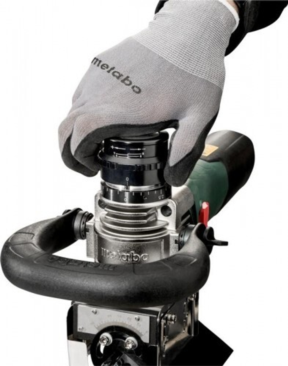 Фрезер сетевой METABO KFM 15-10 F кромочный по металлу 601752500