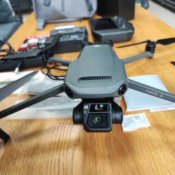 Квадрокоптер DJI Mavic 3 Fly More Combo (пульт DJI RC Pro) (уценка)