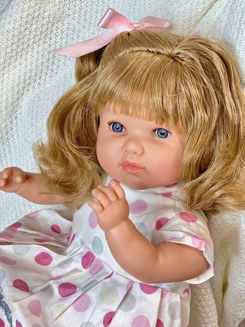 Кукла Berbesa мягконабивная 42см SANDRA в пакете (4418K)