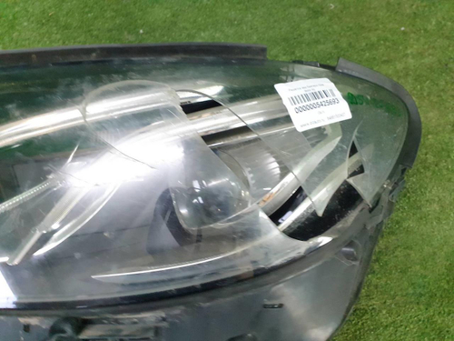 Битая Фара левая Mercedes E W213 (2016-2021) LED