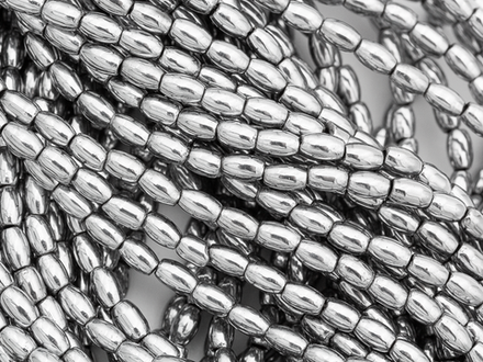 Нить гематитовых бусин рис, 3х5мм