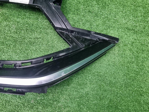 Накладка бампера правая Voyah Passion (2022-н.в.)