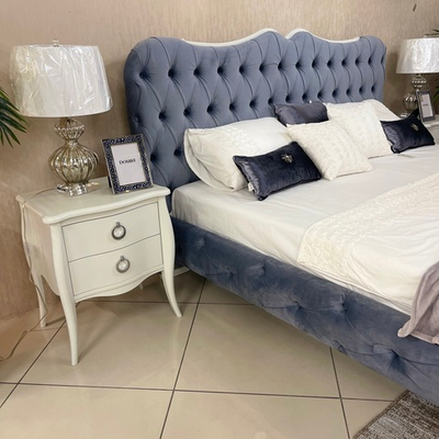 Кровать мягкая 180