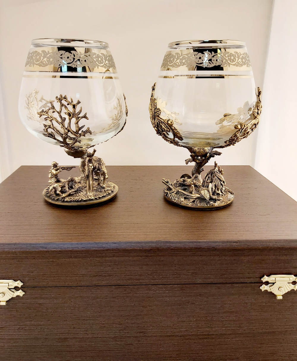 Набор из 2-х бокалов для коньяка "Охота на глухаря" и "Охота на лося" (подарочный футляр)