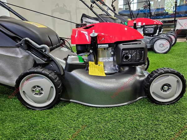 Самоходная газонокосилка Honda HRG466 C1 SKEP: эталон качества и удобства