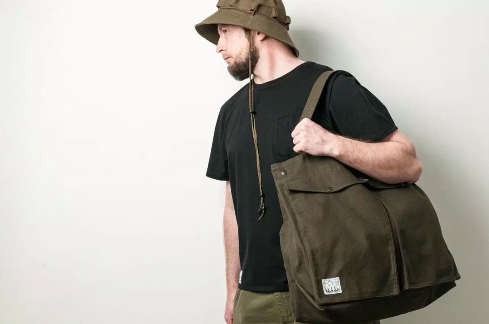 Сумка-портфель Klumba Bun-bag Большая ручной работы Темно-зеленая