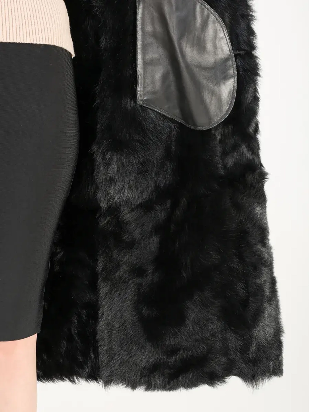 Дубленка зимняя натуральная с капюшоном длинная