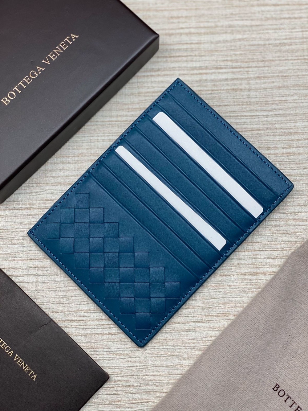 Визитница Bottega Veneta