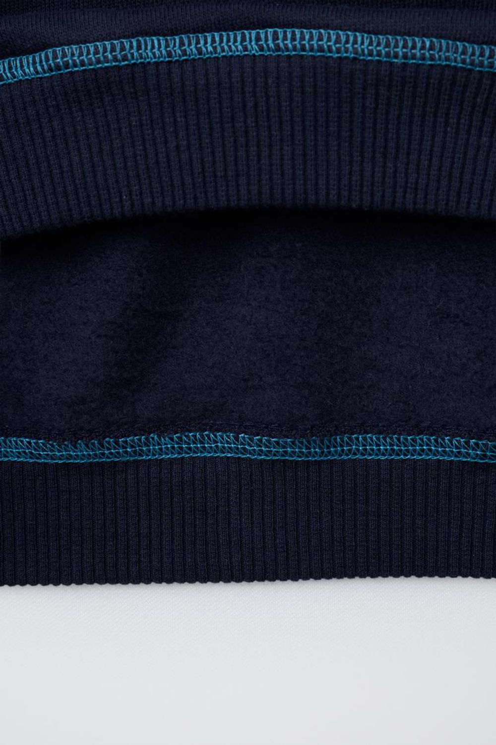 ZARA ТОЛСТОВКА С КОНТРАСТНОЙ ОТСТРОЧКОЙ, МОРСКОЙ СИНИЙ