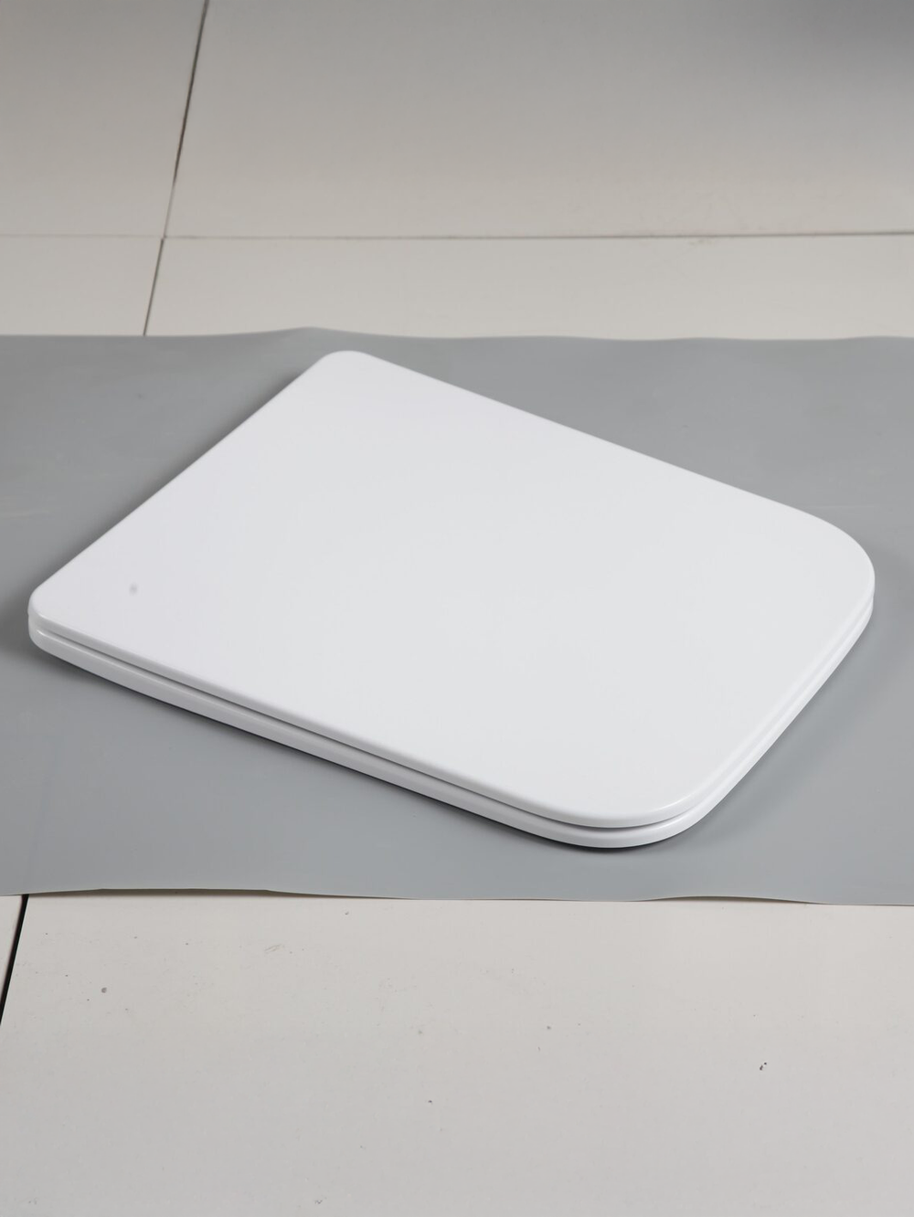 Сиденье для унитаза  Белый WeltWasser WW 010 GL-WT глянец