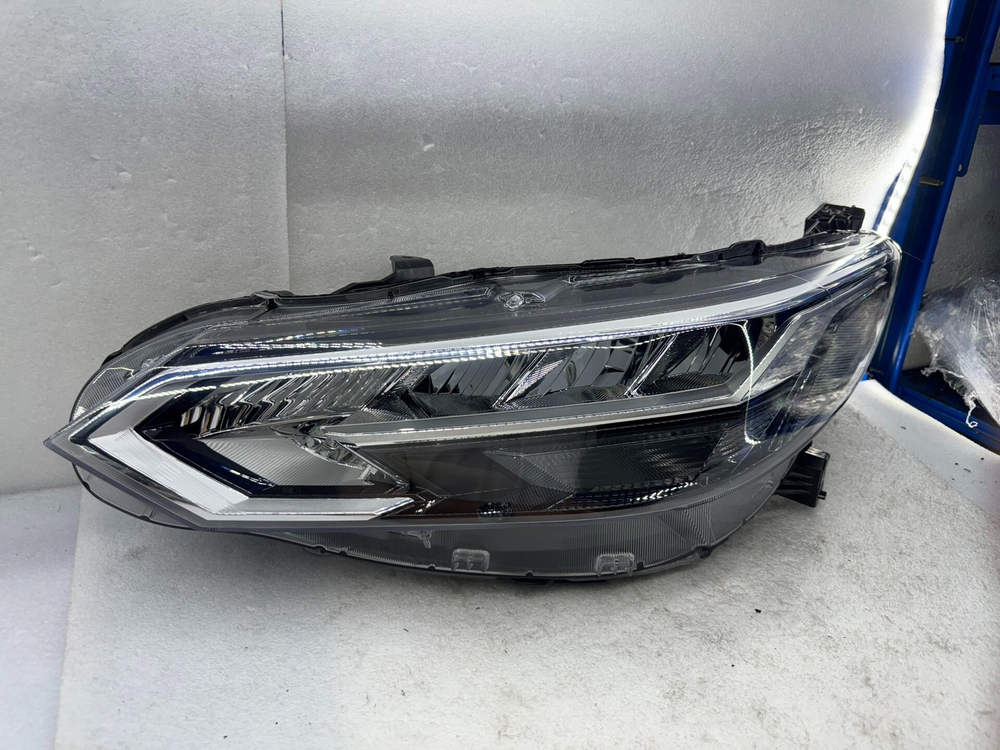 Nissan Sylphy (Sentra) LED фара оригинал