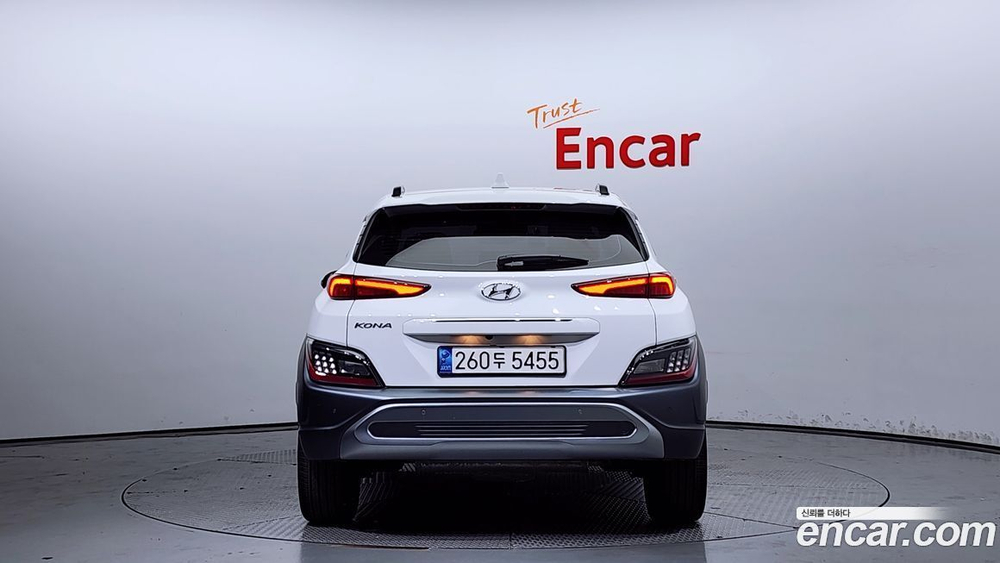 Hyundai The New KONA Бензин 2.0 2WD (03.2022)