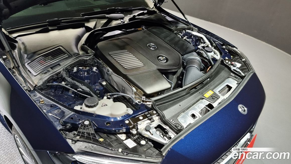 Mercedes-Benz C-Class W206 C300 AMG Line (04.2022)