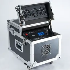 SHOWLIGHT HZ660 Генератор тумана , хейзер, шт