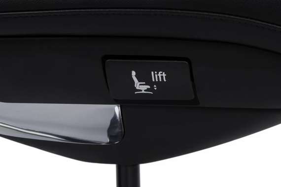 Кресло Mark FK006-A Черный