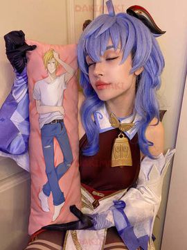 Мини дакимакура Эш Линкс из Банановая рыба арт. M0784, 60х20 см