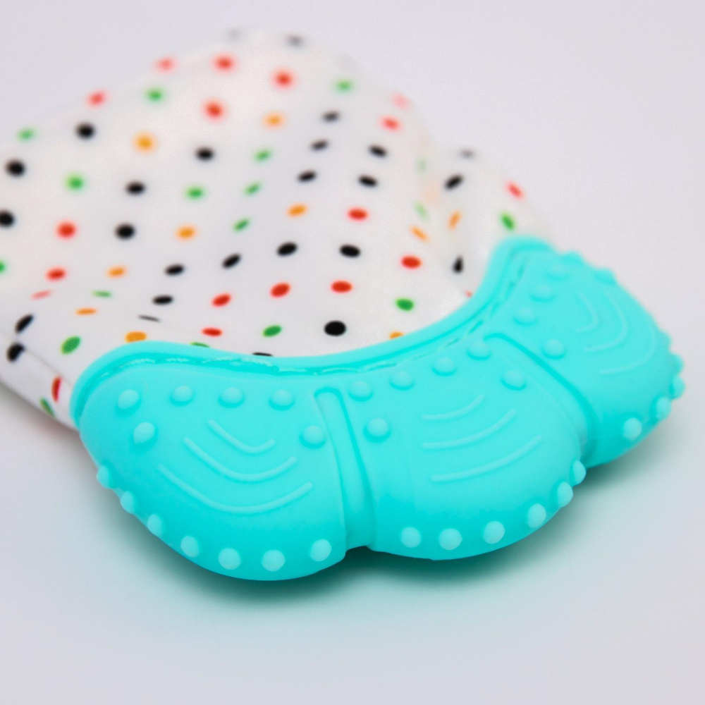 6537262 Прорезыватель рукавичка «Малыш», на липучке, цвет бирюзовый