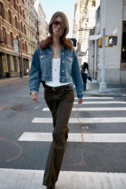 ZARA ДЖИНСОВАЯ КУРТКА С ИСКУССТВЕННЫМ МЕХОМ, ВЫЦВЕТШИЙ СИНИЙ