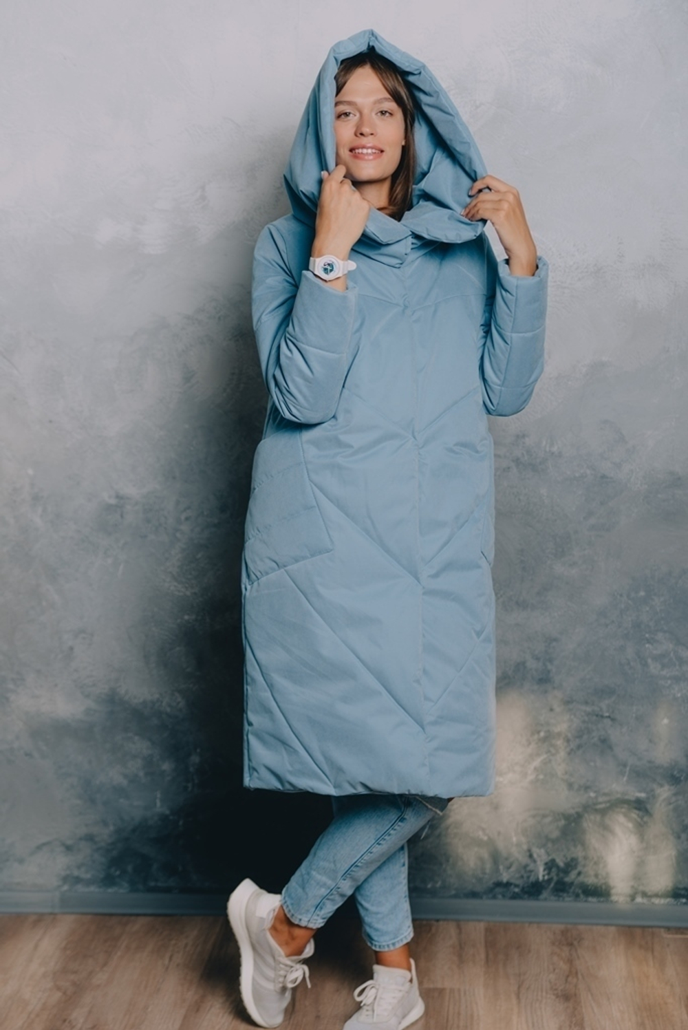 Пальто женское зимнее голубой