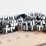 Гематит (имитация), цвет серебристый, размер около 3*6,5 мм, цена за отрезок 19 см (1/2 нити)