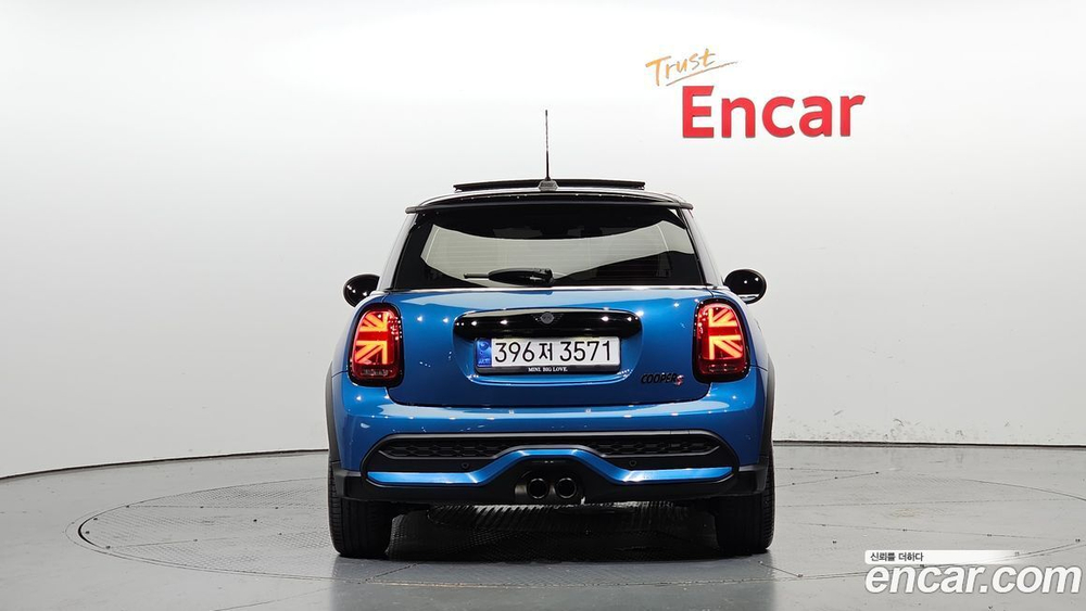 Mini Cooper S Classic (10.2022)