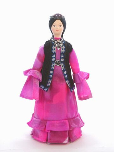 Кукла коллекционная Девушка в казахском праздничном костюме