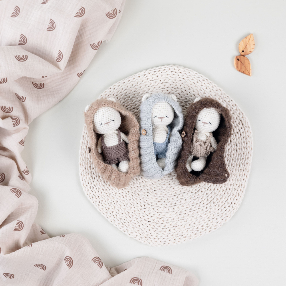 Мишка в коконе, Коричневый