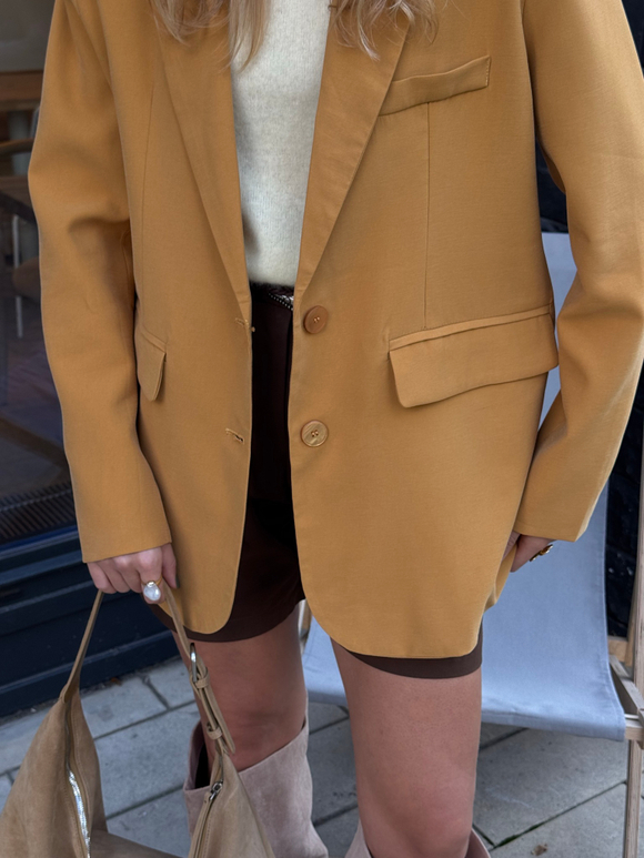 Пиджак горчичный