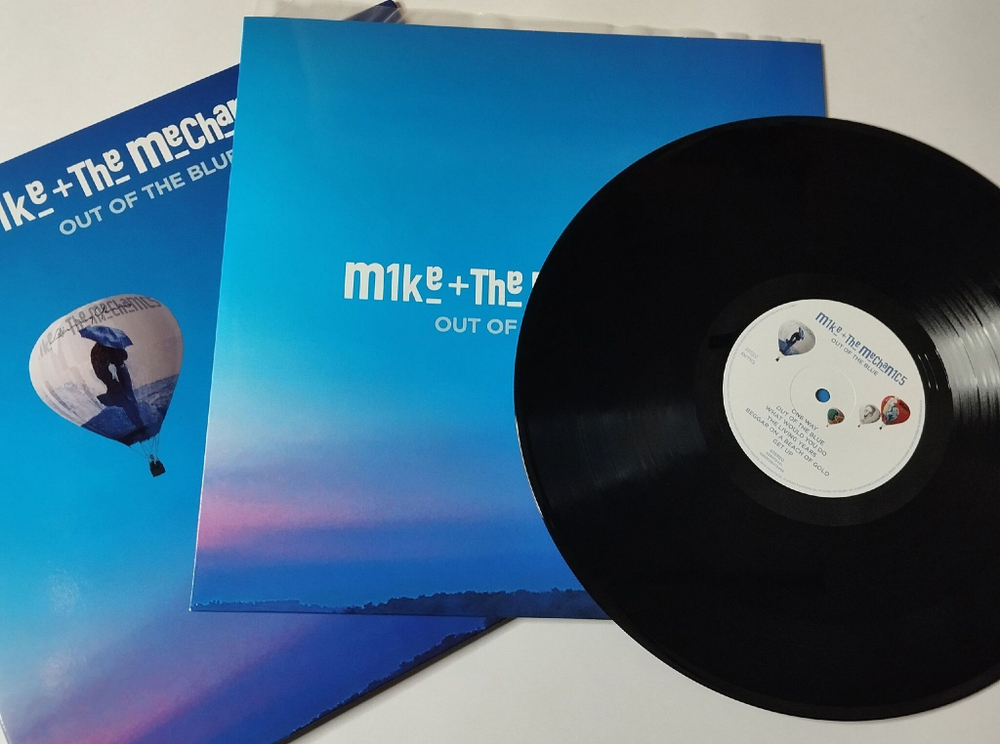 Винтажная виниловая пластинка LP Mike and The Mechanics Out Of The Blue (EU 2019)