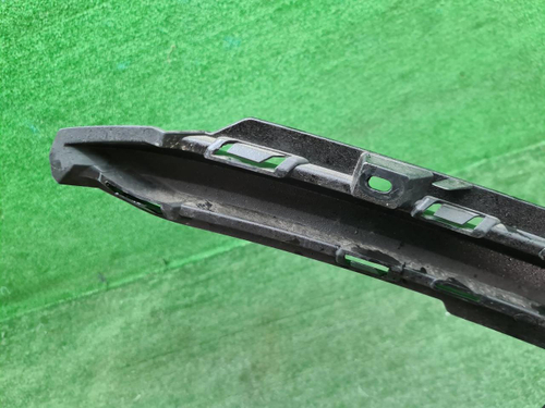 Накладка заднего бампера правая Zeekr 001 (21-нв)