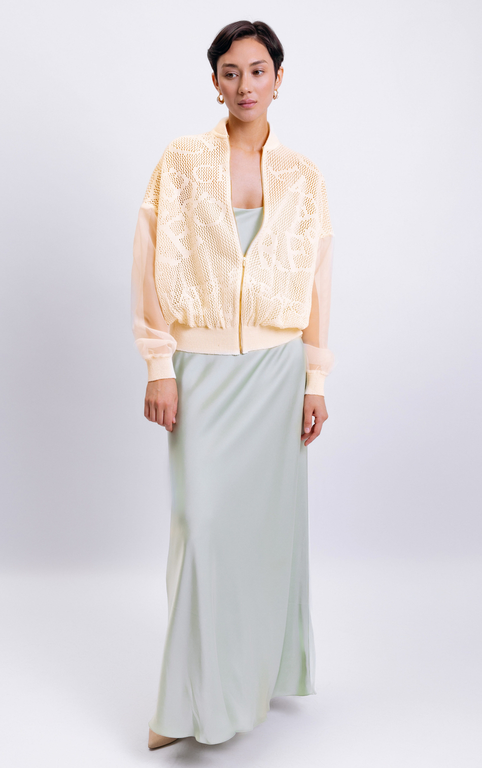 Бомбер из хлопка