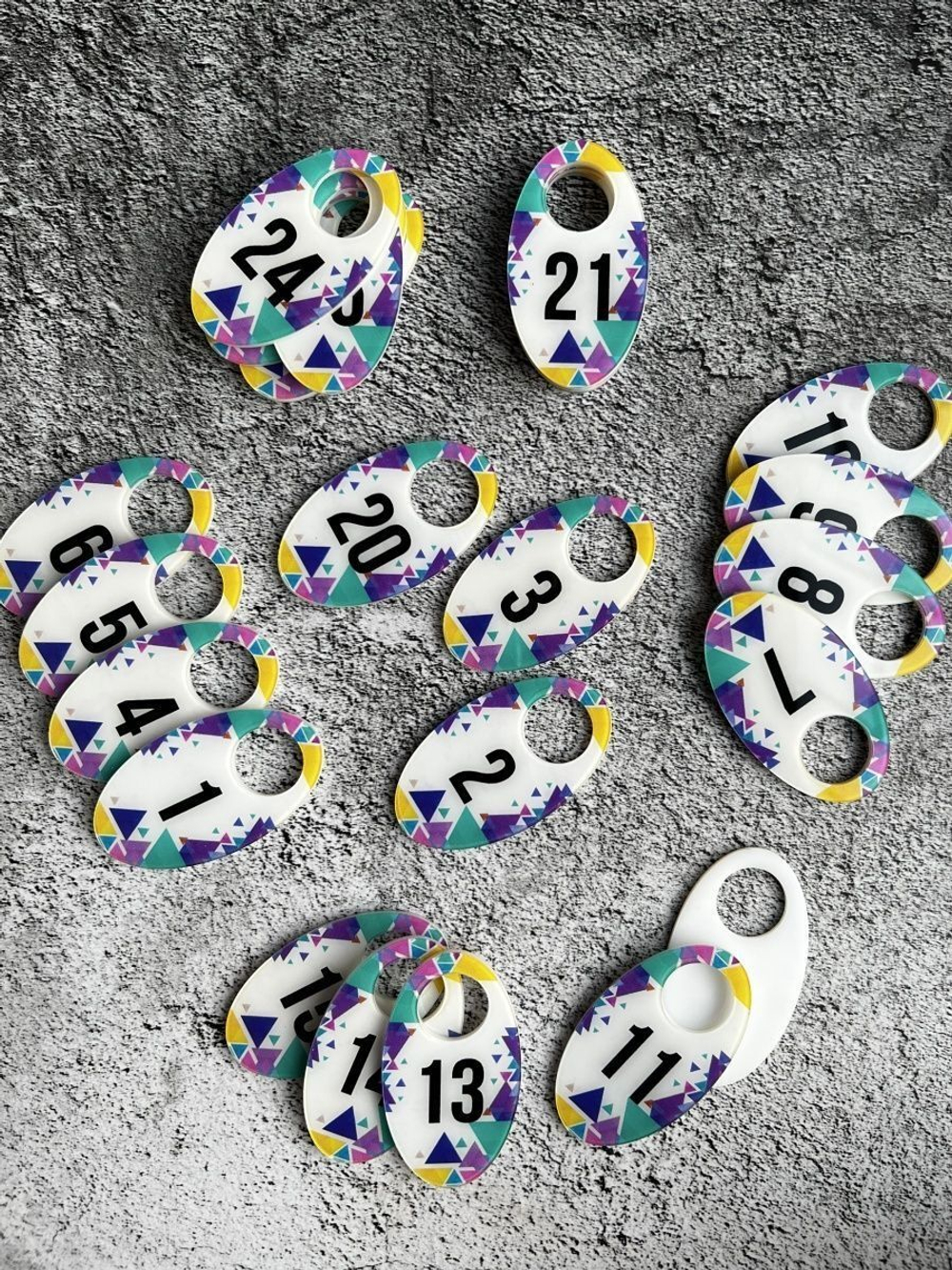 Номерки для гардероба 4х7 см