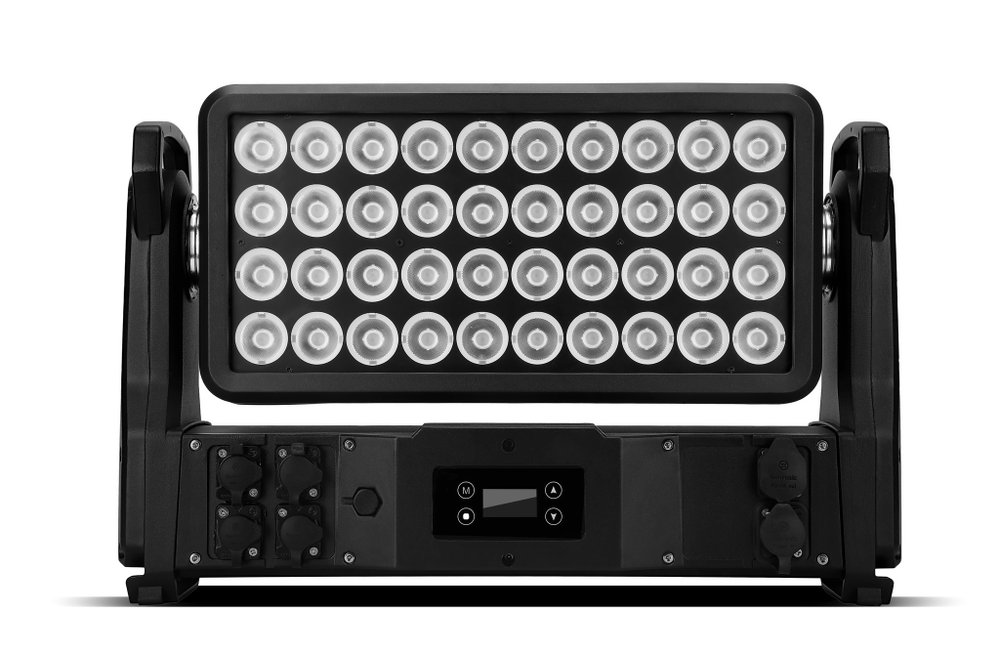 Strobe Thunder M — LED стробоскоп 40×RGBW 1200 Вт IP65