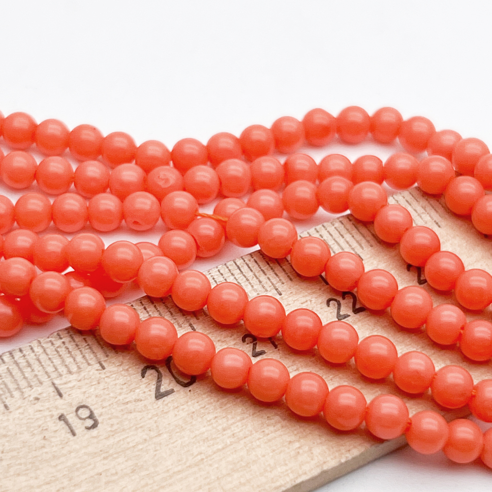Коралл тонированный шар бусины, размер около 4-4,2 мм, цена за отрезок 19 см (1/2 нити)