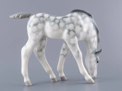 Скульптура Жеребенок пасущийся серый в яблоках арт. 82.01960.00.1