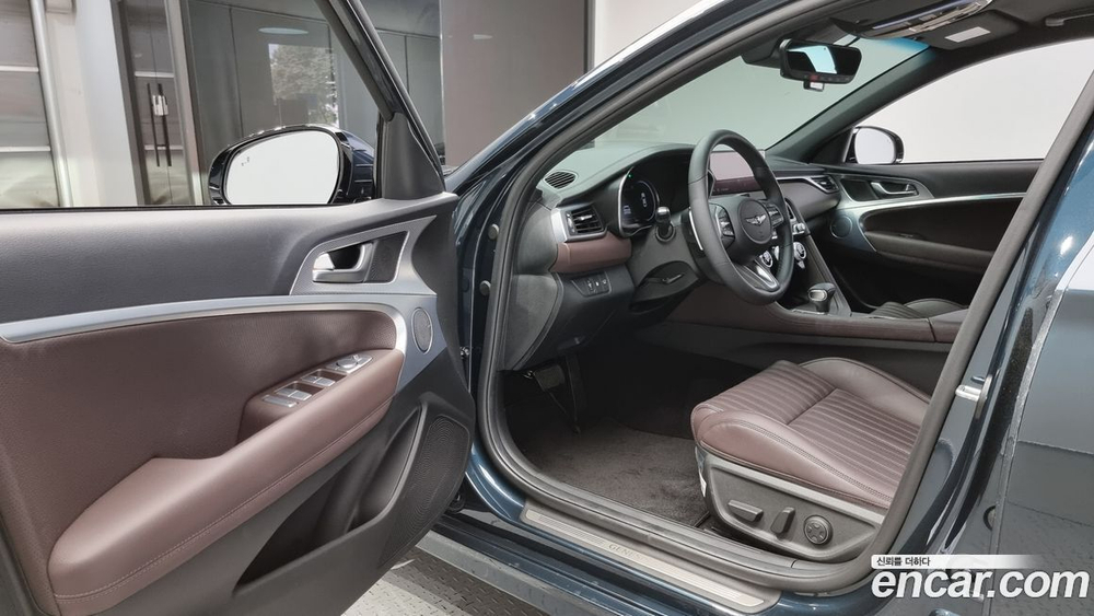 Genesis The New G70 Бензин 2.0T 2WD (05.2023)