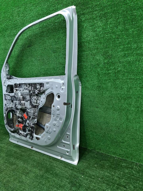 Дверь передняя правая Land Cruiser 300 (2021-н.в.)