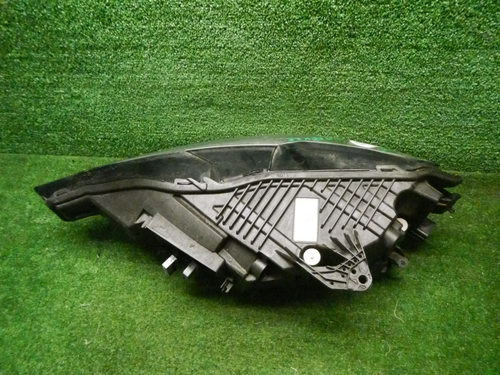 Битая Фара правая Volvo XC60 2 (2017-2021) LED (В пленке)