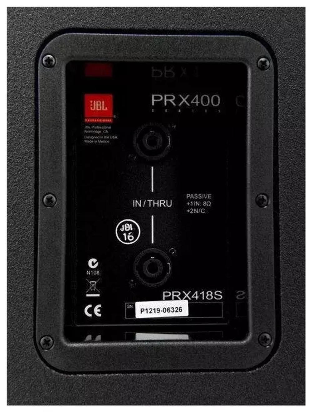 Сабвуфер JBL PRX418S black