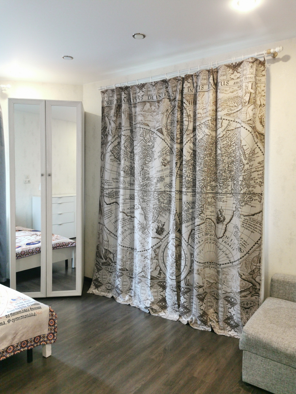 Комплект из двух штор «Orbis terrarum», по мотивам карты мира фламандского картографа Петра Планция, 1594