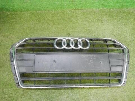 Решетка радиатора Audi A4 B9 (2015-2020)