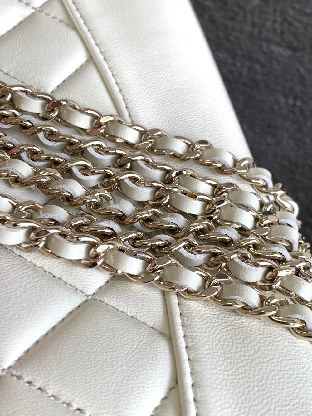 Chanel 31 Bag 20 cm