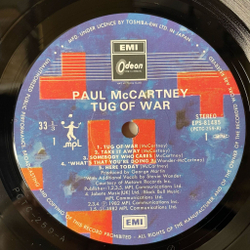 Винтажная виниловая пластинка LP Paul McCartney Tug Of War (Japan 1982) (Obi, Poster)