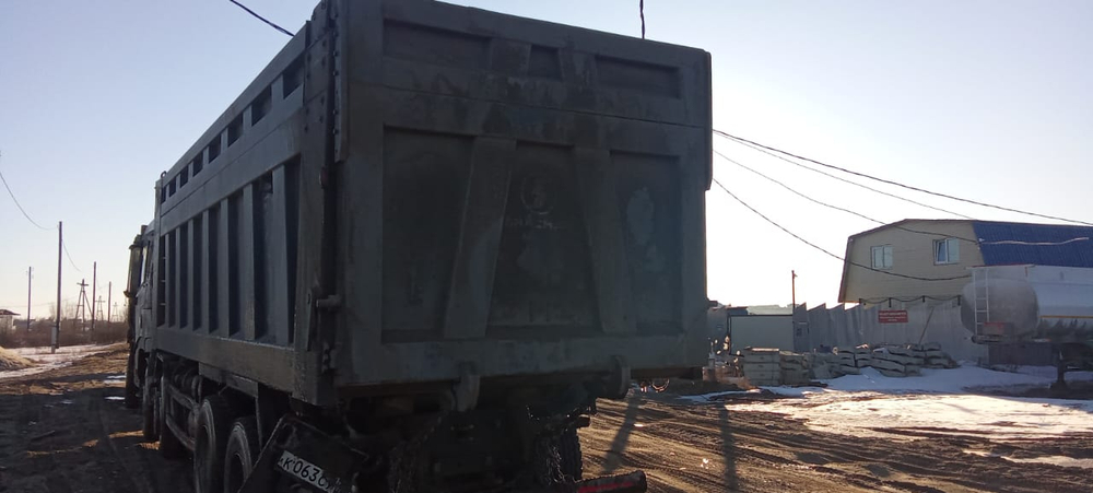 Shacman (Shaanxi) SX* 8x4 Самосвал SX33186V366 (Дизельный, 11,6 л, 423 л.с., МТ)
