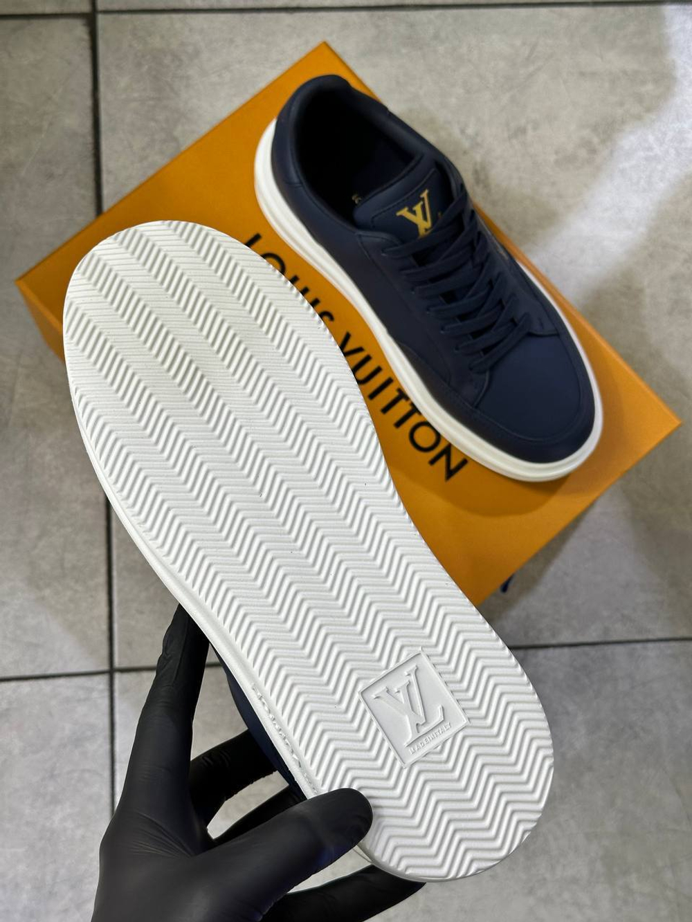 Кроссовки Louis Vuitton
