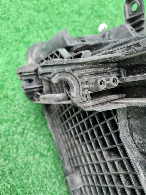 Битая Фара правая BMW X5 F15 (15-18) Adaptive LED