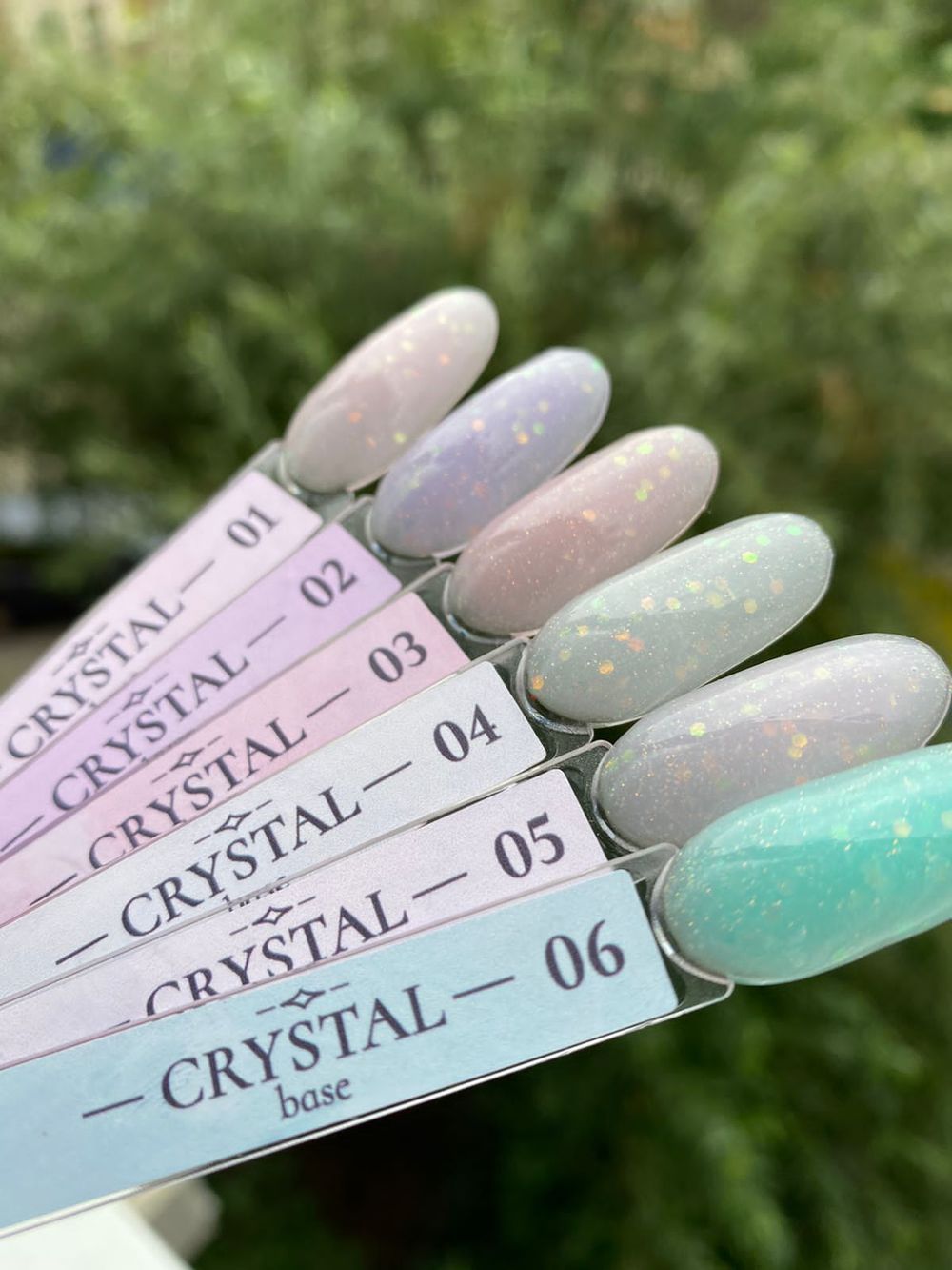 Луи Филипп Rubber Base Crystal - Камуфлирующая база