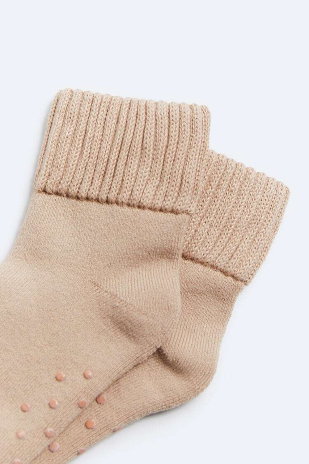 ZARA КОРОТКИЕ НЕСКОЛЬЗЯЩИЕ НОСКИ, БЕЖЕВЫЙ