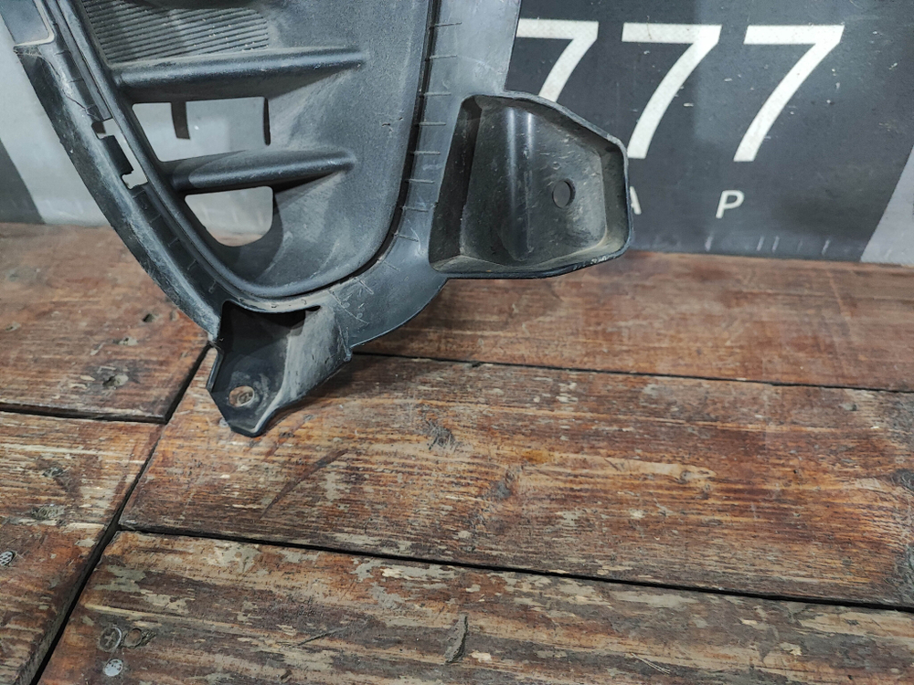 Накладка ПТФ передняя правая Kia Sorento 3 Prime (UM) 17-20 Б/У Оригинал 86526C5510