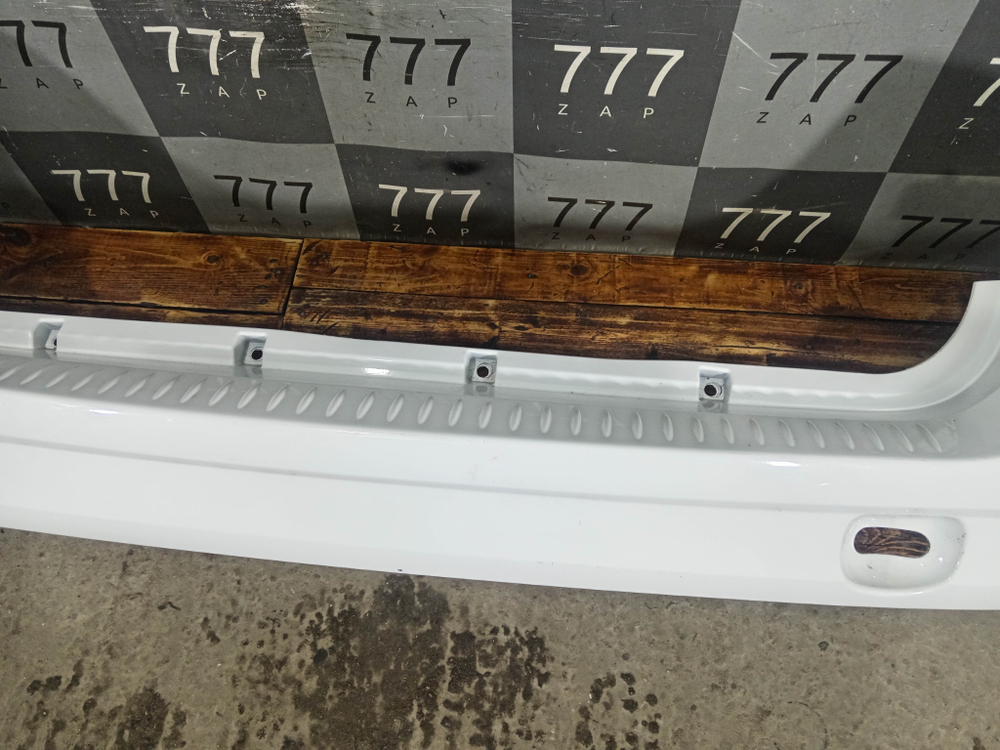 Бампер задний LADA Largus 12-нв Б/У Оригинал 8450000256